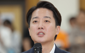 이준석 '의원직 제명 청원' 30만명 돌파