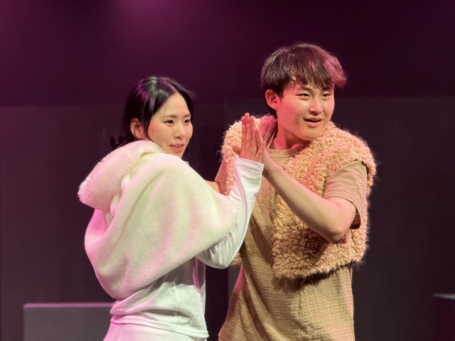 대경대 연기예술과가 조광화 작품