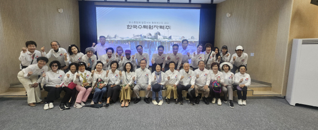 (사)독도사랑범국민운동본부 회원 50여명은 10, 11일 이틀간 전남 영광에 위치한 한빛원자력발전소를 견학했다.