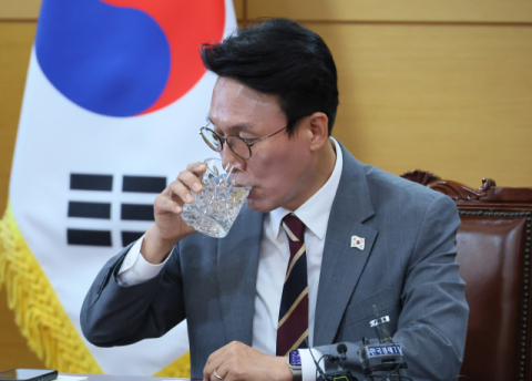 '불법 정치자금 논란' 김민석 