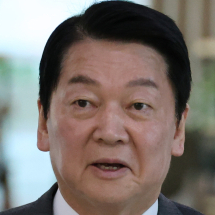 안철수 건강이상설?…의혹 제기한 김어준 고발