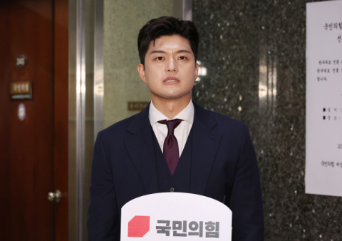 검찰개혁 4법에 국힘은 강력 반발 