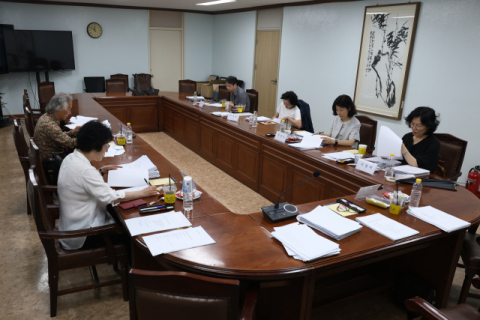 제11회 매일시니어문학상 <심사 총평>