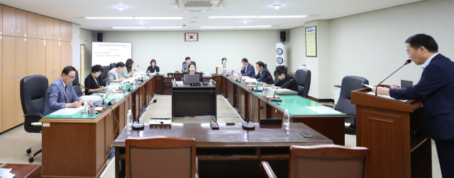 17일 오전 10시 달서구의회 기획재경위원회가 청렴감사실 행정사무감사를 실시했다. 대구달서구의회 제공.