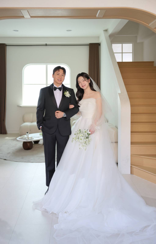신랑 김경민 신부 방지수