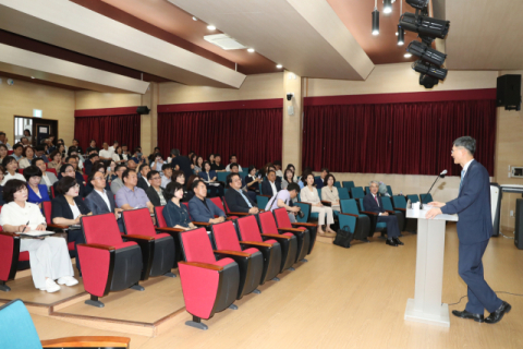 경남도교육청, 18일 문형배 전 헌법재판소 재판관 특별 강연 개최