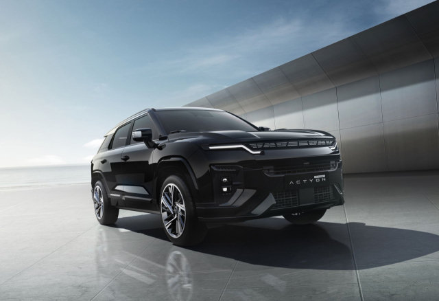 KG모빌리티가 하이브리드 SUV 