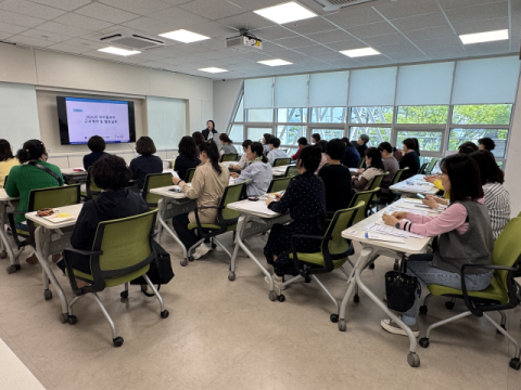 '아이 키우기 좋은 돌봄도시, 포항!'…2025년 신규 아이돌보미 공개 채용