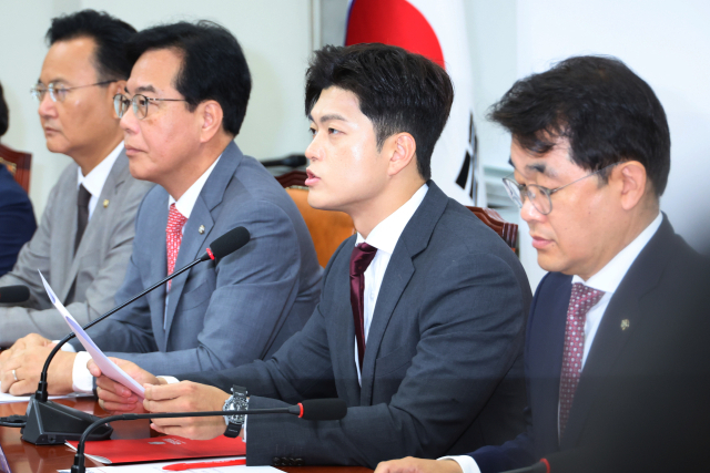 국민의힘 김용태 비상대책위원장이 19일 서울 여의도 국회에서 열린 