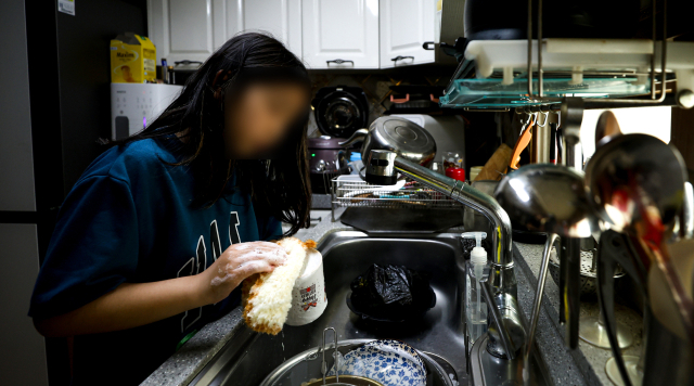 [가족 짊어진 아이들] 매일신문 보도 후 후원 문의 쇄도…법 개정 추진