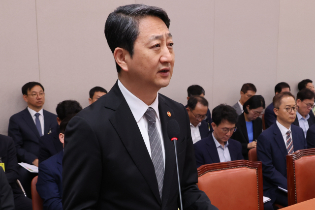 안덕근 산업통상자원부 장관이 25일 국회 산업통상자원중소벤처기업위원회 전체회의에서 2025년도 제2회 추가경정예산안에 관해 제안설명을 하고 있다. 연합뉴스