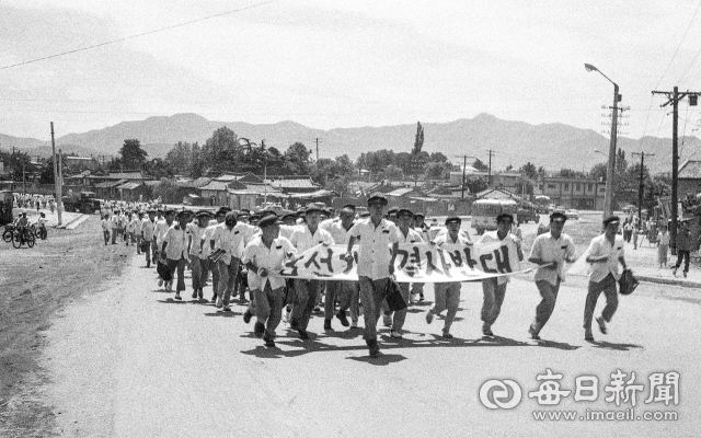 [찰나의 순간 역사적 기록] 1969년 대구 고교생 3선 개헌 반대운동