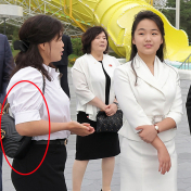 1년 반만에 나타난 리설주, 구찌백 메고 딸과 함께 등장