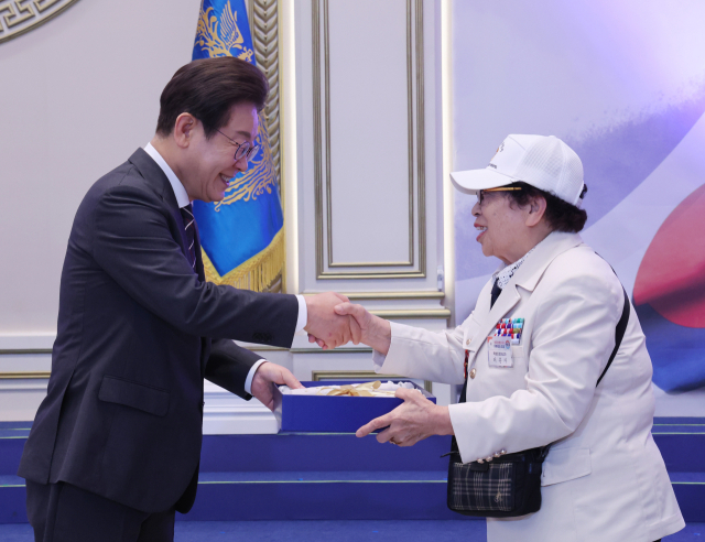 이재명 대통령이 27일 청와대 영빈관에서 열린 