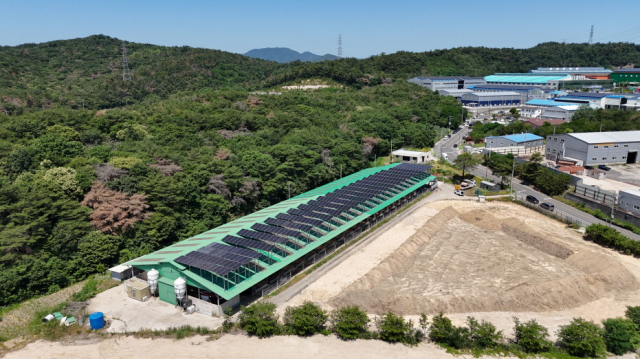 경북 최초 한우 동물복지축산인증을 획득한 경주시 천북면의 경주천년한우 미소짓다 농장 모습. 경주시 제공.