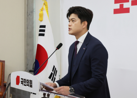 물러나는 김용태 쓴소리…