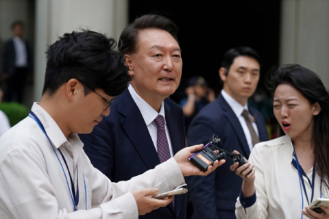 尹, 내란특검 2차 조사 불출석…첫 '소환 불응'