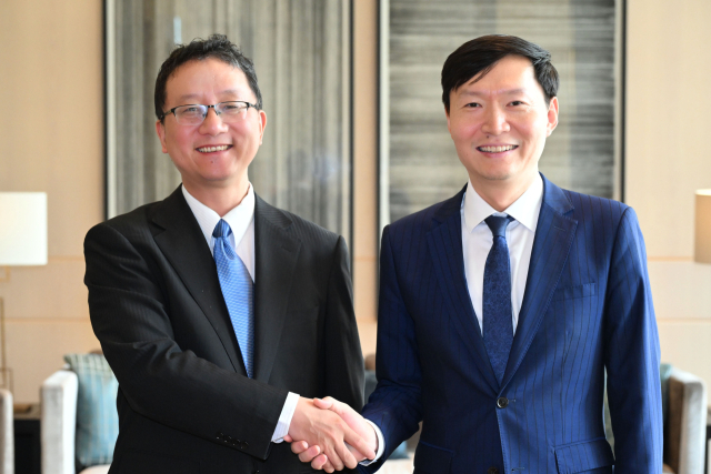 中 전승절 초대 받는 李대통령…실리외교 시험대 올라