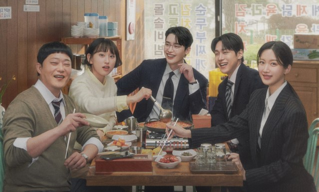 [TV] 법조타운 어쏘변호사 5인방의 성장기   