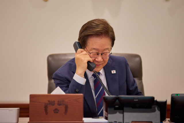 대통령 친인척 감시하는 특별감찰관 임명 추진