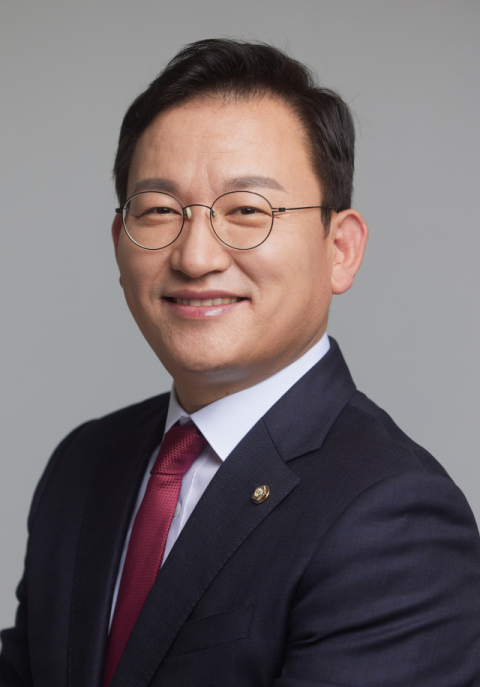 못난이 사과 100톤 쿠팡이 매입…안동·예천 농가 '숨통' 트였다