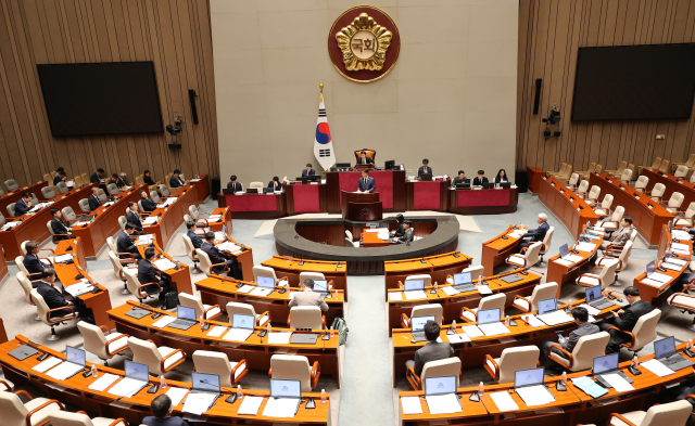 과감한 추경 '추진력' 탕평 인사로 보인 '실용력'