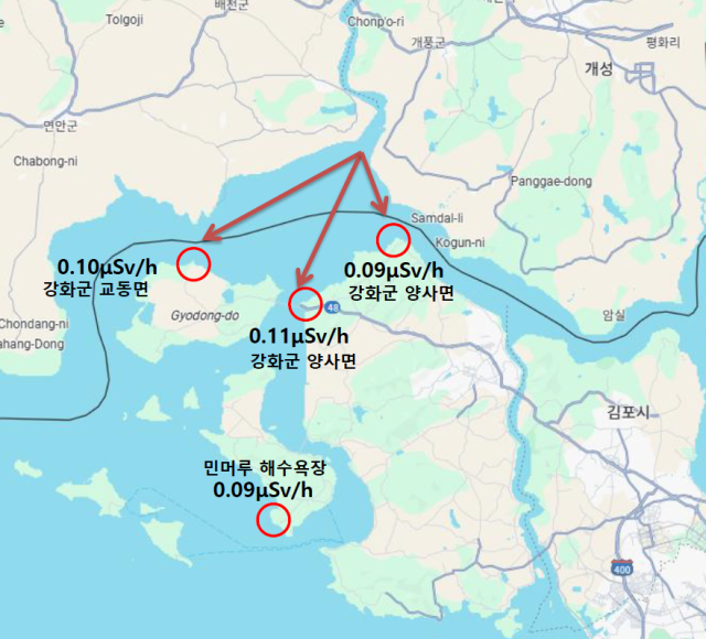 3일 오후 인천 강화군에서 방사선량을 측정 중인 박성현 매일신문 기자. 최훈민 기자