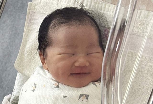 김유정아가
