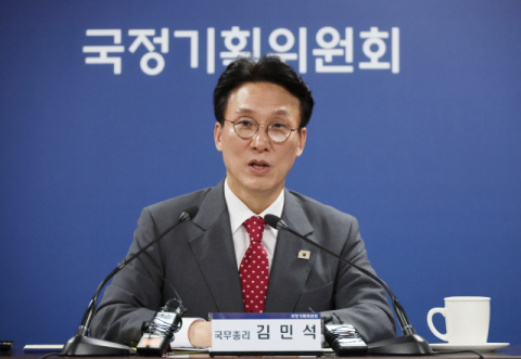 의정갈등 해결 단초?…의료계·정부, 잇단 회동
