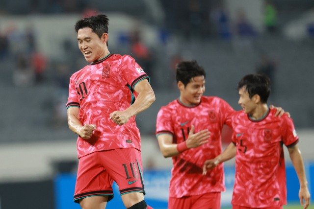 7일 경기도 용인미르스타디움에서 열린 2025년 동아시아축구연맹(EAFF) E-1 챔피언십(동아시안컵) 남자부 한국과 중국의 경기. 한국 이동경이 선취골을 넣고 세리머니하고 있다. 연합뉴스