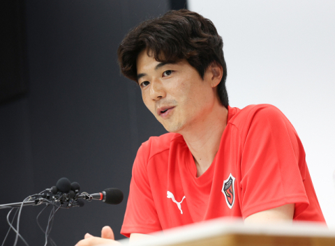 기성용, 성폭행 의혹제기자들에 일부 승소…