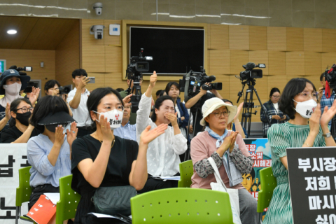 영주 납 폐기물 제련공장 '2차 법정 공방'…업체, 60억 원대 손배소 제기