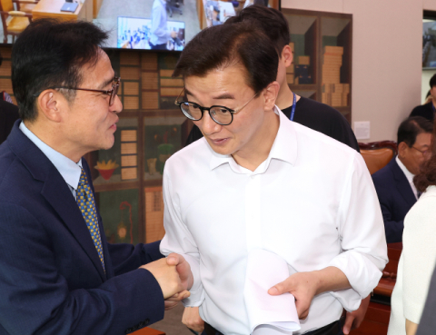 북극항로 '멀티포트' 포항 기대감 ↑…전재수, 