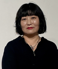 어두운 내면 캔버스에 펼치는 엄소영 작가 