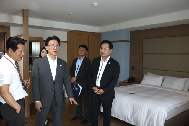 아시아태평양경제협력체(APEC) 정상회의 준비위원장을 맡은 김민석 국무총리는 15, 16일 양일간
