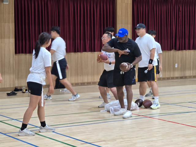 한국미식축구협회와 대구 군위군, 문화체육관광부, 국민체육진흥공단은 군위중·고등학교에서 