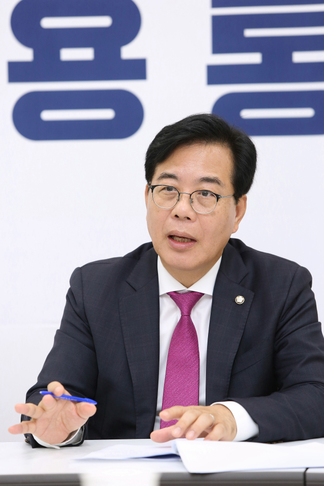 17일 매일신문과 인터뷰 중인 송언석 국민의힘 비상대책위원장 겸 원내대표. 이무성 객원기자