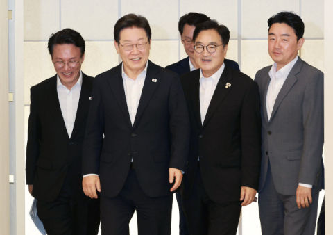 李 대통령 '中 전승절 불참' 가닥, 일각서 우원식 의장 대리참석 거론도