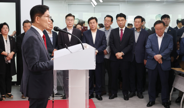 국민의힘 김문수 전 대선후보가 20일 서울 여의도 당사에서 당 대표 출마 선언을 하고 있다. 연합뉴스