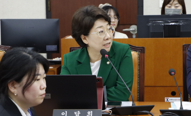 이달희 국민의힘 의원이 18일 윤호중 행정안전부 장관 후보자 인사청문회에서 발언하고 있다. 의원실 제공