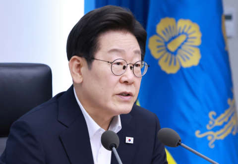 강선우·이진숙 여파?…李대통령 국정지지율 취임 후 첫 하락