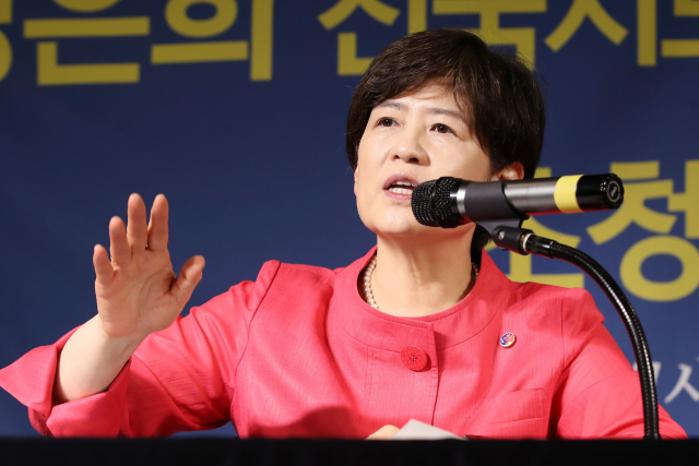 강은희 대구시교육감이 22일 오전 대구아트파크에서 열린 아시아포럼21 제139회 릴레이 정책토론회에서 새 정부에 제안한 교육정책에 대해 발언하고 있다. 아시아포럼21 제공