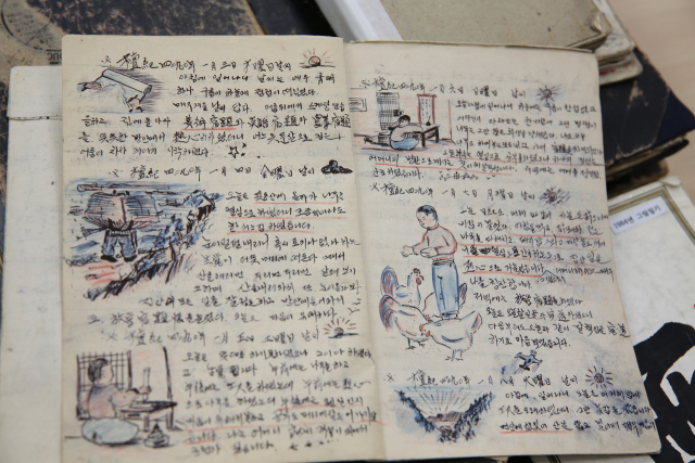 임무상 화백이 중학생 때린 1957년 쓴 그림일기. 김도훈 기자