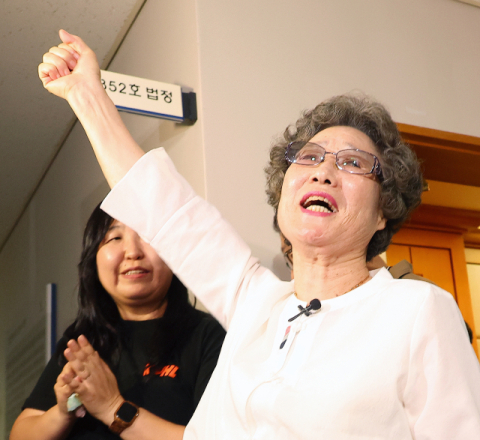 성폭행범 혀 깨문 최말자씨, 61년만 무죄구형에 