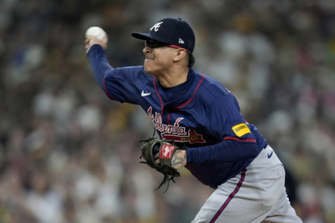 MLB 18시즌 9팀서 뛴 '저니맨' 차베스, 글러브 벗는다