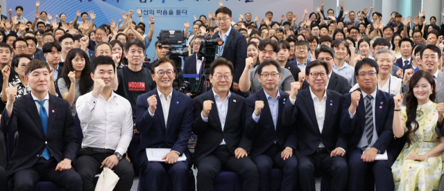 李대통령 부산서 타운홀 미팅, TK는 언제쯤?
