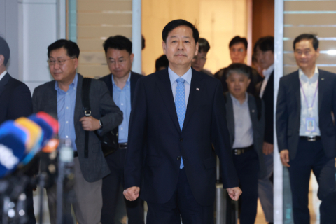 방미길 오른 구윤철 부총리 