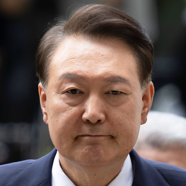尹 측 '비상계엄 위자료 10만원' 판결 불복 항소