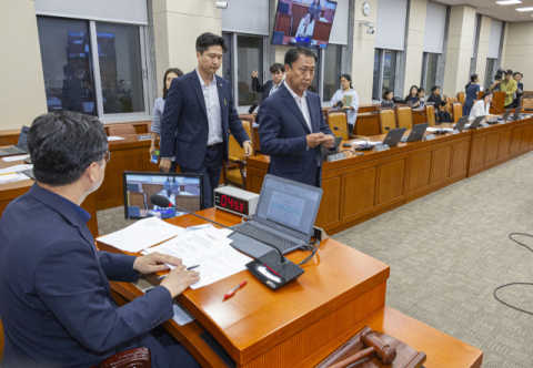 경영판단도 쟁의 대상? 하청 근로자 책임까지…노조법 개정에 기업들 '패닉