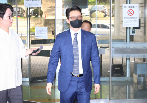 '건진법사 목걸이 청탁' 통일교 前간부 구속